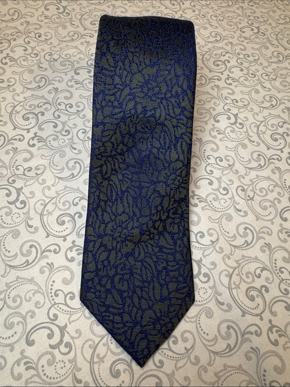 Joseph Abboud Classic Navy with Green Floral Design Men's Tie